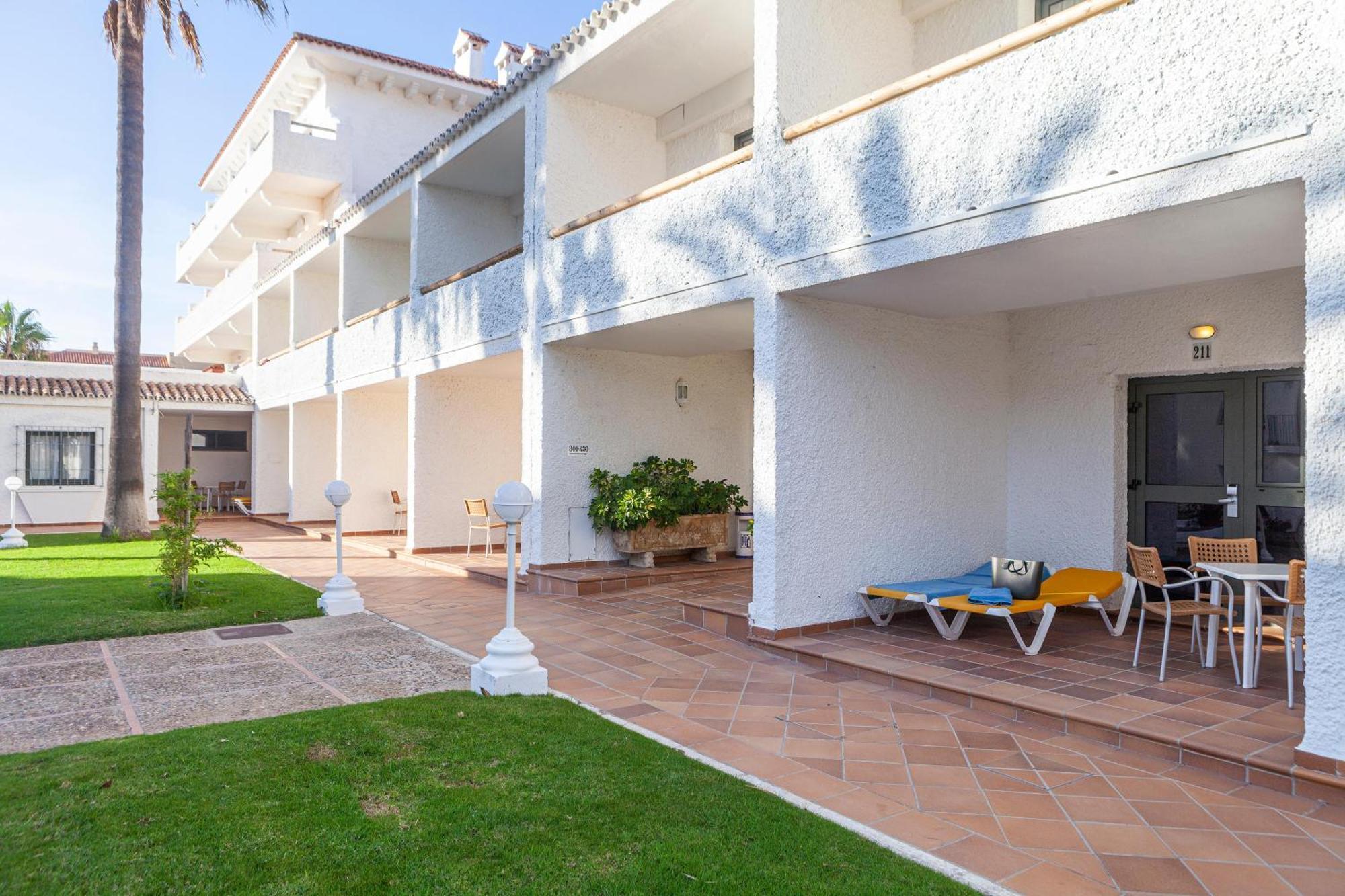 Playa De La Luz Hotel Rota Exterior photo